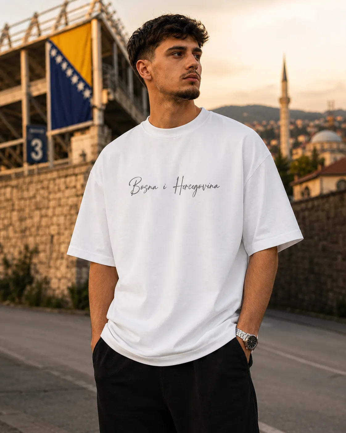 Signature Premium Shirt Dark Mark – Backmark Lily 1 bijela lifestyle 1
